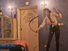 Amatőr, Kötözés – fegyelmezés, Meztelen faszik, Domina szerep, Fétis, Megalázás, Büntetés, Rab