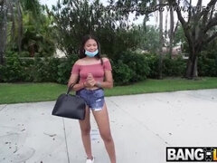 Velký zadek, Černé, Brunetka, Stříkání spermatu, Na pejska, Ebenové, Hardcore, Vyholené