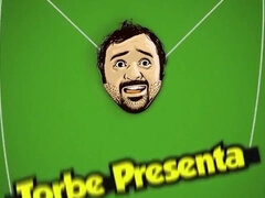 Isot tissit, Suihinotto, Ruskeahiuksinen, Rintava, Latinankieli, Ulkona, Teini, Tissit