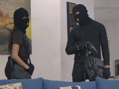 18, Tyłek, Kutas, Hardcore, Masturbacja, Pieniądze, Naturalne cycki, Wiązanie