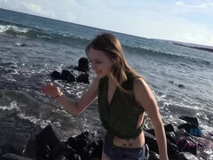 Leie, Strand, Flashen, Orgasmus, Öffentlich, Rasiert, Dürr, Titten