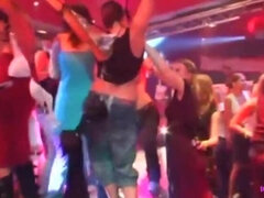 Amatéři, Stříkání spermatu, České, Přírodní prsa, Párty, Pička, Kuřba sání, Kozičky