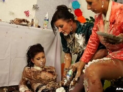 Catfight, Food, Saten, Dokolenke, Mokra