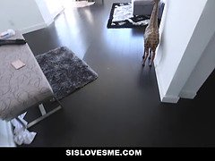 Cul, Doigter, Lesbienne, Masturbation, Mère que j'aimerais baiser, Maman, Rasée, Belle mère