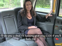 Amateur, Sucer une bite, Voiture, Branlette thaïlandaise, De plein air, Roumaine, Fessée, Nénés