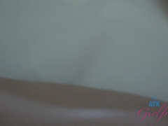 Amatéři, Koupelna, Kuřba, Creampie, Footjob, Přítelkyně, Masturbace, Vibrátor
