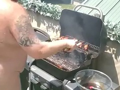 THE NUDIST CHEF