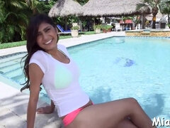 Voluptuous dark haired brazilian mia khalifa unsheathes her kinks