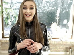 Store bryster, Pik sutte, Brunette, Hårdt, Latex, Pov, Forført, Søster