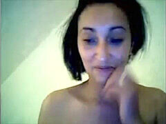 Arab Egyptian woman masturbates solo on webcam