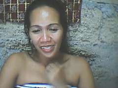 FILIPINA MOM RACHEL PACIBLE 40 FROM CEBU SHOWS HER TITS