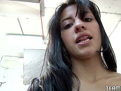 Hatalmas hátsó, Brazil, Elsö alkalom, Latin lány, Iroda, Valóság, Szopás
