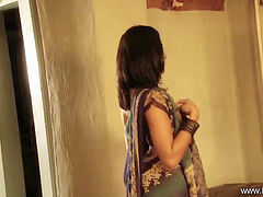 Absolutely wondrous Indian cougar babe