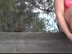 Smuk, Brunette, Fetish, Hæle, Udendørs, Tisse