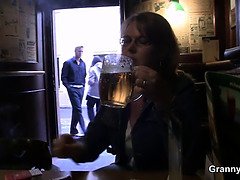 Cougar, Briller, Bestefar, Moden, Milf, Mamma, Fitte, Tenåring