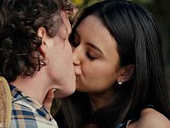 Kauniit, Iso kulli, Suihinotto, Ruskeahiuksinen, Spermashotti, Latinankieli, Näkökulma pov