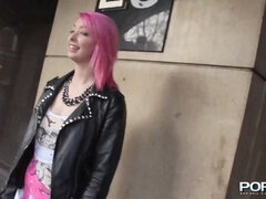 Pink-hair, trousers, euro