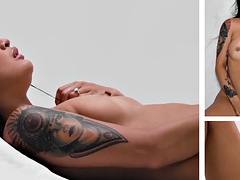 Tussi, Grosse titten, Fingern, Behaart, Masturbation, Reif, Solo, Titten