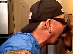 Amatoriale, Pompino, Gay, Masturbazione, Matura, Mamma che vorrei scoparmi, Succhiando, Tatuaggi