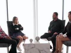 Szőke, Cumizás, Krémes süti, Szájba élvezés, Arcra élvezés, Csoport, Hd, Pornósztárok