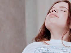 Tussi, Schönheit, Braunhaarige, Fetisch, Fingern, Masturbation, Solo, Titten