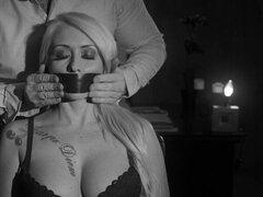 Zadek, Velké kozy, Blondýna, Masturbace, Vyholené, Teenka, Kozičky, Hračky