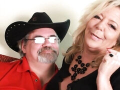 Testes gyönyörű hölgy, Hálószoba, Monumentális dákó, Tekintélyes didik, Szőke, Cumizás, Döci, Kutya póz