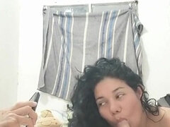 Casual Blowjob in Bed