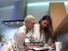 18, Rit, Poljubljanje, Lizanje, Spodnje perilo, Muco, Odstranjevanje, Najstnice