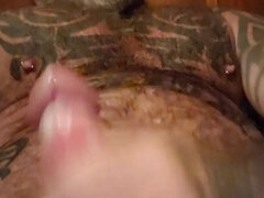 Ερασιτέχνης, Χύσιμο, Μαλλιαρός, Αυνανισμός, Πίρσινγκ, Μόνος, Τατουάζ