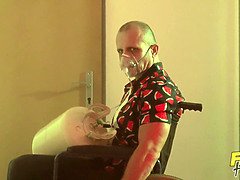 Анальный секс, Большая жопа, Большие сиськи, Минет, Глубокая глотка, Милф, Молоденькие, Втроем