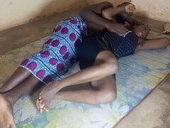 Afrikanisch, Domination, Handjob, Hardcore, Indisch, Küssen, Reif, Stiefmutter