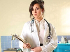 デカ尻, デカチン, デカパイ, フェラチオ, 茶髪の, バック, 看護婦, ショートヘア