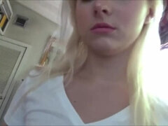 Amatør, Røv, Blondine, Familie, Pov, Tabu, Teenager