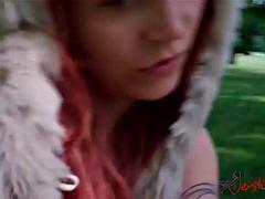 Smuk, Store bryster, Pik sutte, Brunette, Håndjob, Ældre kvinde, Teenager, Bryster