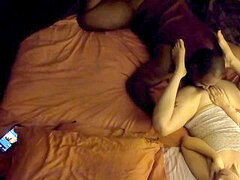 Iso kulli, Musta, Valtava kulli, Äiti, Hirviö