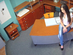 Virgin girl loses her innocence in clinic