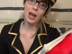 Zadek, Blondýna, Prsatá, Fetiš, Homemade, Sólo, Kozičky, Uniforma