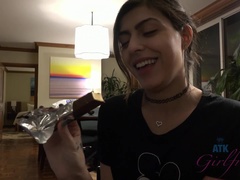 Amatör, Avsugning, Brunett, Flickvän, Mager, Röker, Tuttar