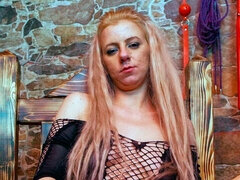 Veľký zadok, Blondína, Prstovanie, Masturbácia, Milf  mčbp, Sólo, Stripping, Kozičky