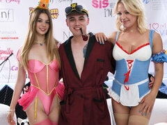 18 éves, Hatalmas hátsó, Monumentális dákó, Tekintélyes didik, Cumizás, Kutya póz, Két nő, Tini