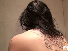 Amatør, Brunette, Kjæreste