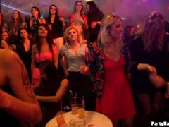 Grosser schwanz, Bekleidet, Tanzen, Schwanz, Hardcore, Interrassisch, Lingerie, Swingers