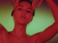 Amatoriale, Femmina, Fetish, Masturbazione, Olio, Softcore, Solo, Tette