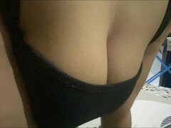 Minuwangoda Nurse Nangi Boob Play and Blow and Ass Fuck Feeling While Study