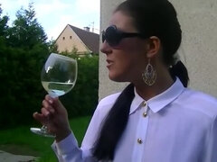 Brunette brune, Femelle, Fétiche, Hd, Mère que j'aimerais baiser, De plein air, Pisser, Solo