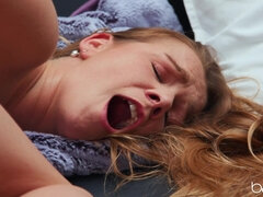 Zadek, Kotě, České, Dildo, Přírodní prsa, Pička, Sólo, Hračky