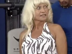 항문, 금발의, 오랄섹스, 사정 샷, 도기스타일, 할매, 체육관, 나이든