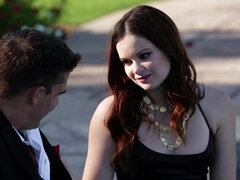 Rjavolaska, Zunanji izliv, Kurac, Doggystyle, Erotično, Fetiš, Hardcore, Joške