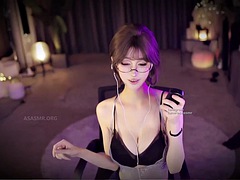 素人, アジア人, 美女, デカパイ, フェラチオ, 手コキする, なめる, オナニー